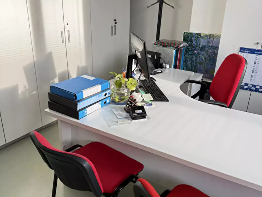 Immagine 2 di Ufficio in affitto  in Via Guglielmo Oberdan a Senigallia