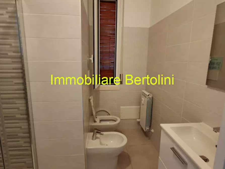 Immagine 7 di Appartamento in vendita  in Via Della Libertà a Bordighera