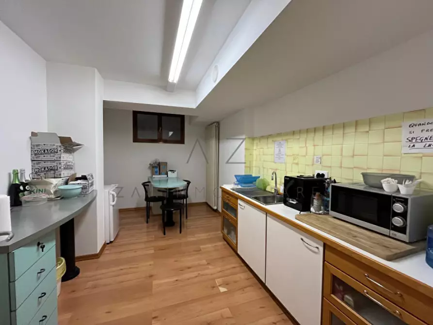 Immagine 23 di Attività commerciale in vendita  in Via Pasubio a Rosà