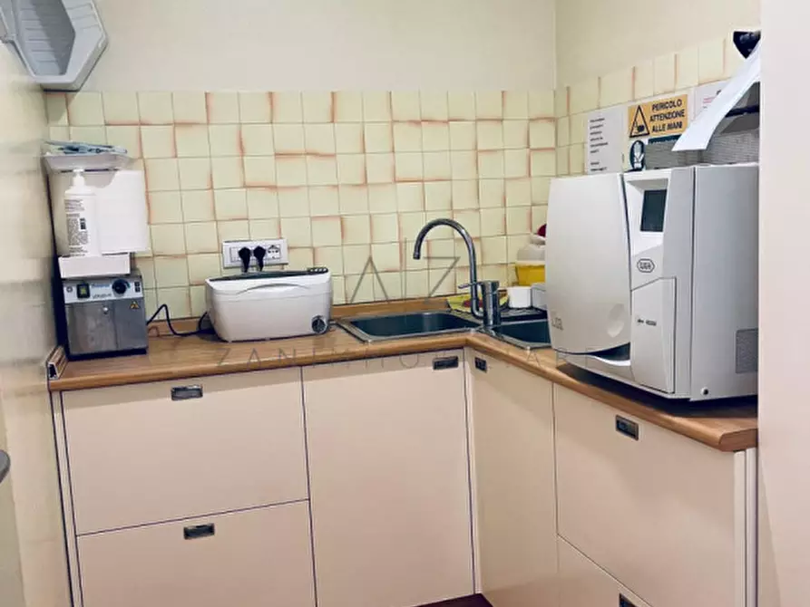 Immagine 24 di Attività commerciale in vendita  in Via Pasubio a Rosà