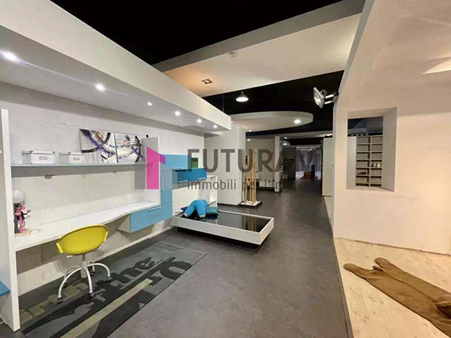 Immagine 2 di Capannone industriale in vendita  in VIA ROMA 1 a Pianiga