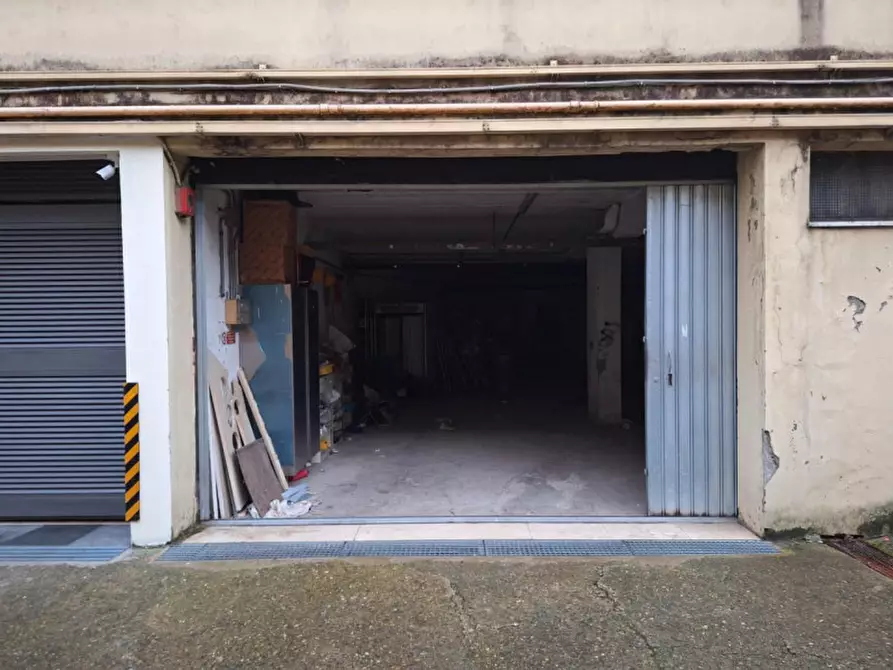 Immagine 4 di Magazzino in vendita  in Via Panciatichi, 38/6, 50127 Firenze FI, Italia a Firenze