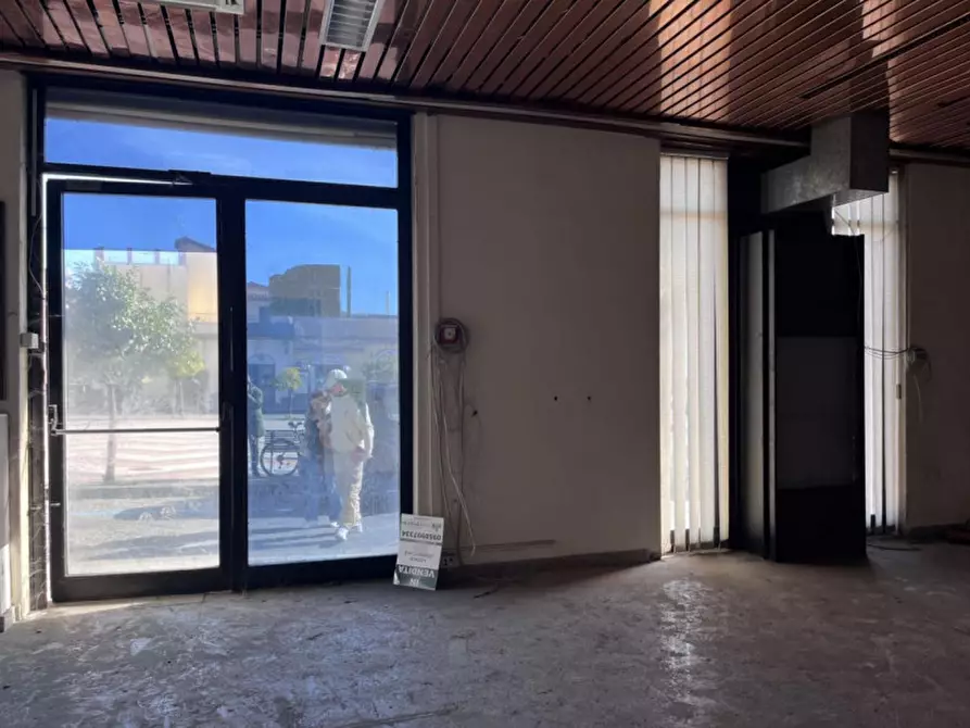 Immagine 9 di Ufficio in vendita  in Piano Umberto, 95022 Aci Catena CT, Italia a Aci Catena