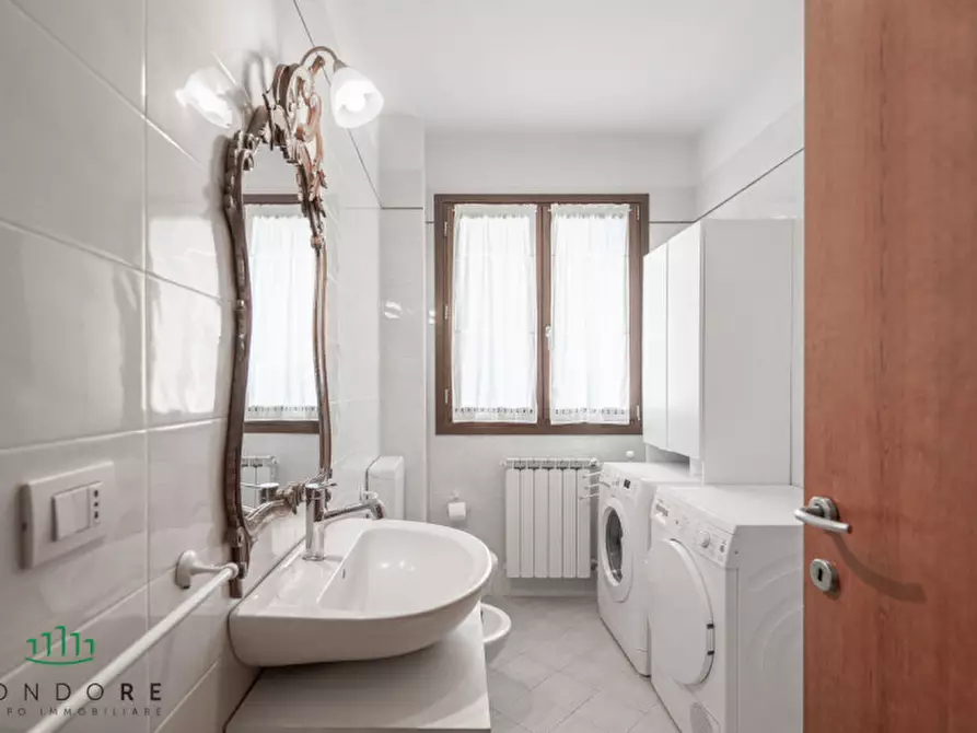 Immagine 30 di Appartamento in vendita  in via pertini a Monte San Pietro