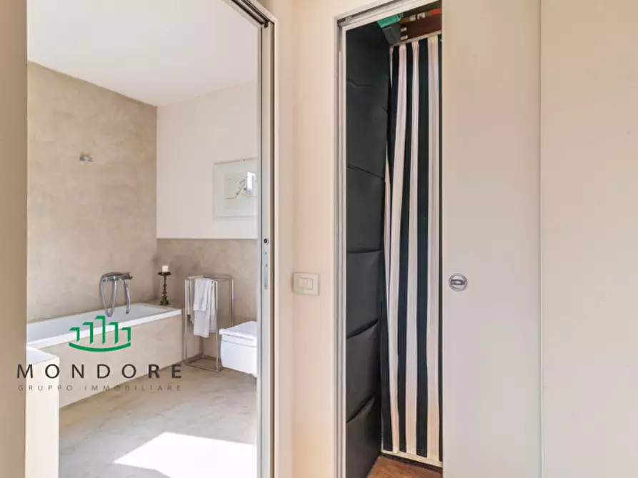 Immagine 21 di Attico in vendita  in via san donato 70 a Granarolo Dell'emilia