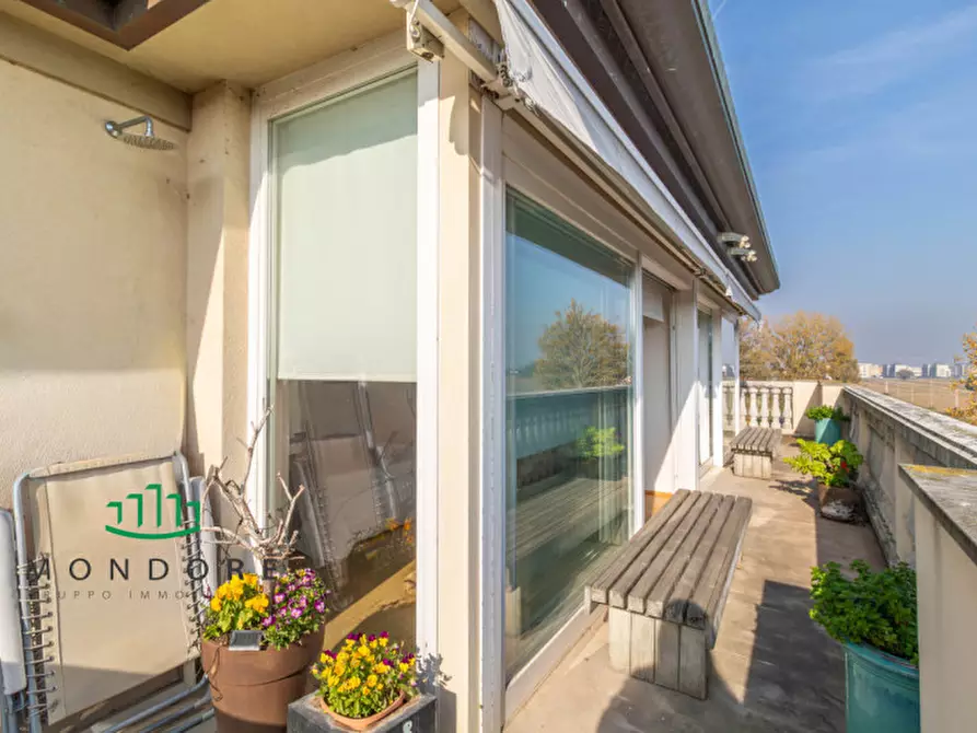 Immagine 47 di Attico in vendita  in via san donato 70 a Granarolo Dell'emilia