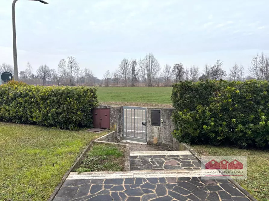 Immagine 7 di Casa indipendente in vendita  in Via Lago Trasimeno a Vicenza
