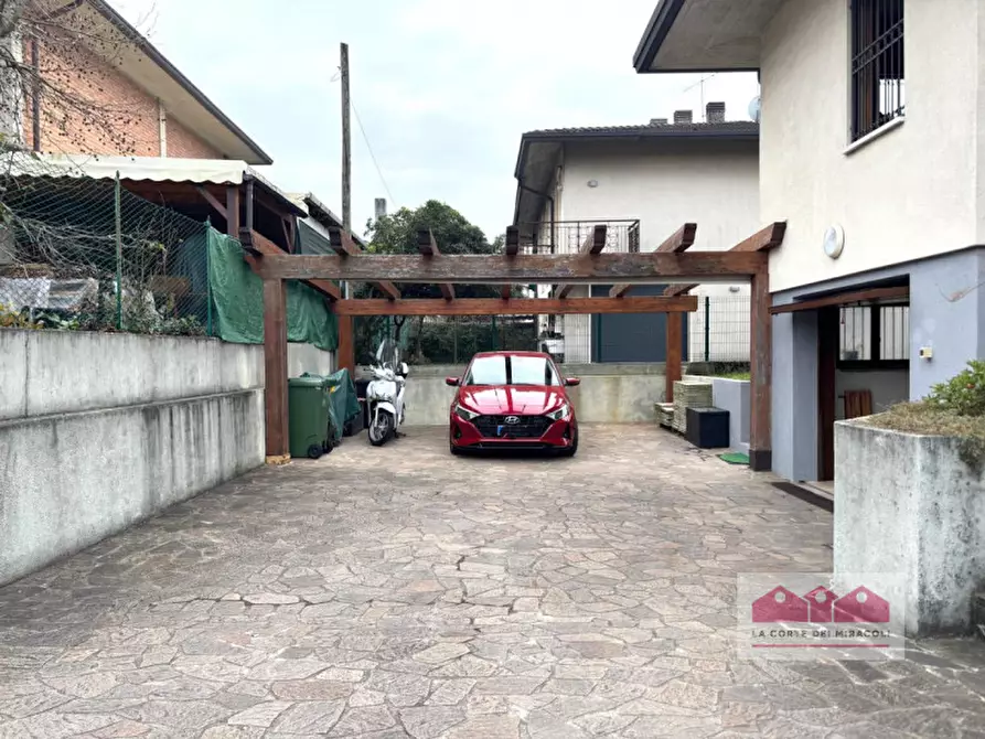 Immagine 27 di Casa indipendente in vendita  in Via Lago Trasimeno a Vicenza