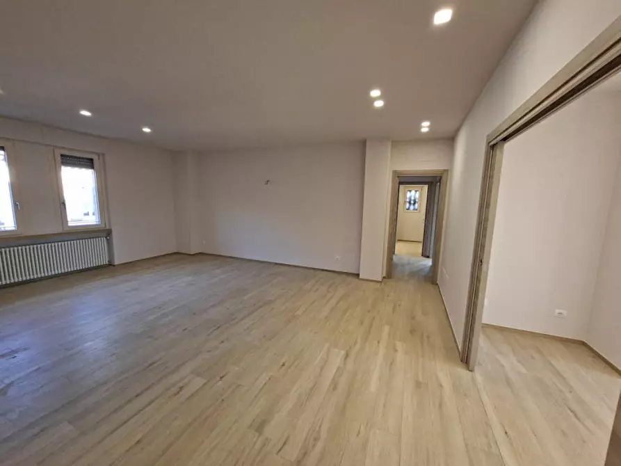 Immagine 2 di Appartamento in affitto  in Via Macrino a Alba