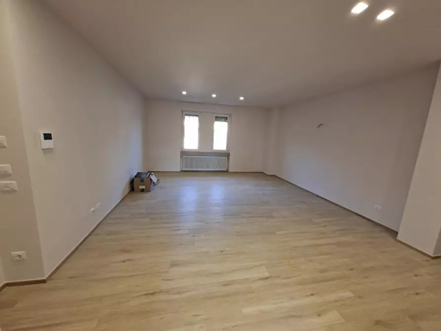 Immagine 6 di Appartamento in affitto  in Via Macrino a Alba