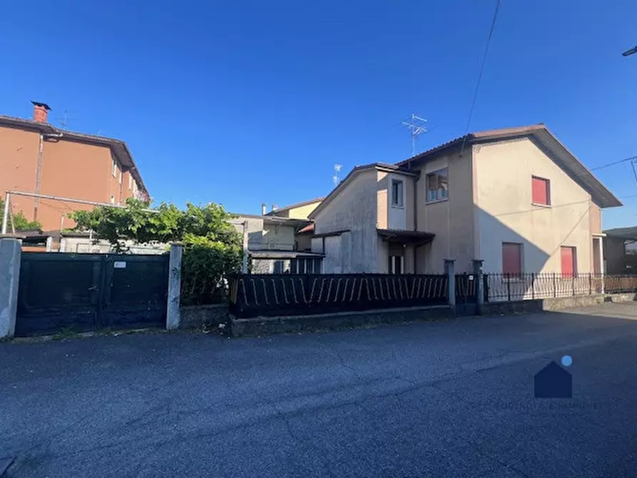 Immagine 3 di Villa in vendita  in Traversa prima Villaggio Geroldi, 13 a Castenedolo