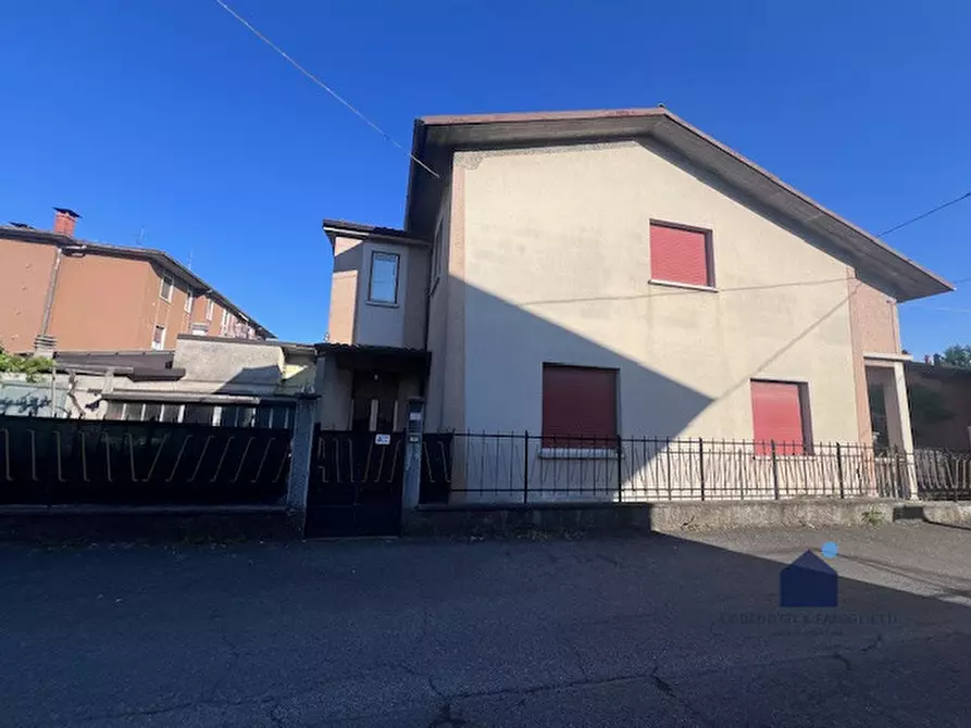 Immagine 4 di Villa in vendita  in Traversa prima Villaggio Geroldi, 13 a Castenedolo