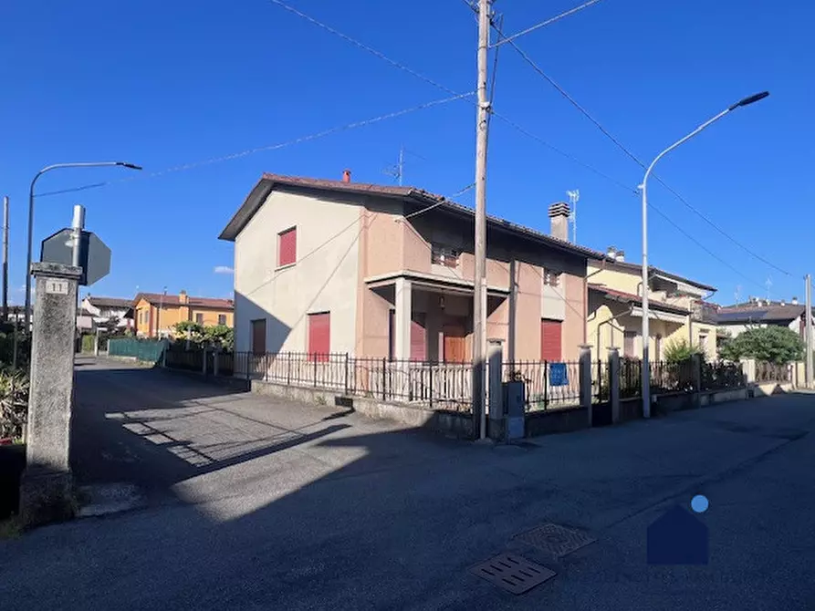 Immagine 5 di Villa in vendita  in Traversa prima Villaggio Geroldi, 13 a Castenedolo