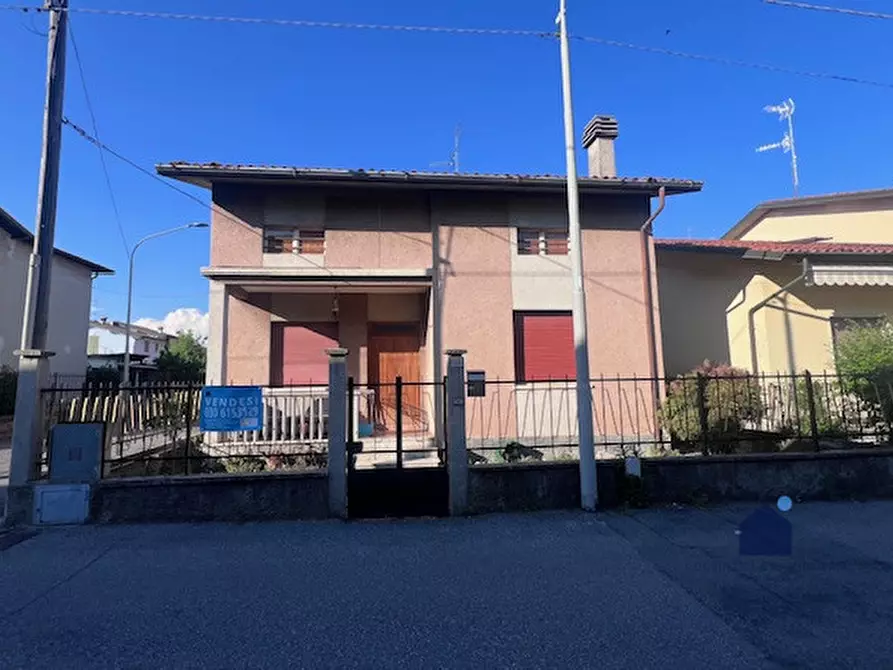 Immagine 27 di Villa in vendita  in Traversa prima Villaggio Geroldi, 13 a Castenedolo