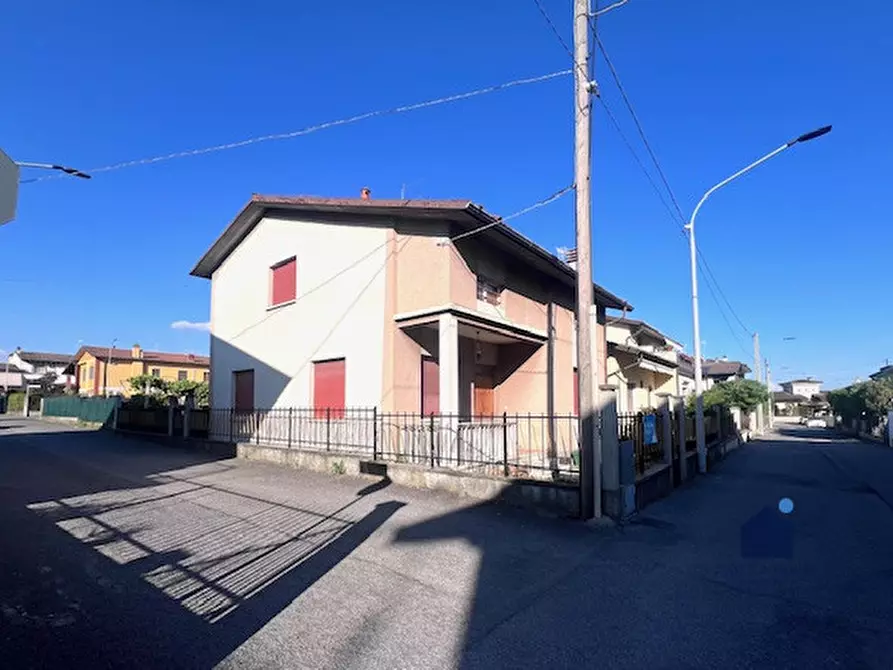 Immagine 32 di Villa in vendita  in Traversa prima Villaggio Geroldi, 13 a Castenedolo