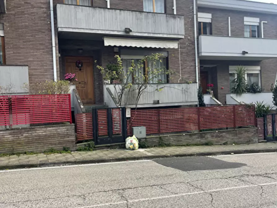 Immagine 1 di Villetta a schiera in vendita  in Via Francesco Angelini 52 E a Ancona