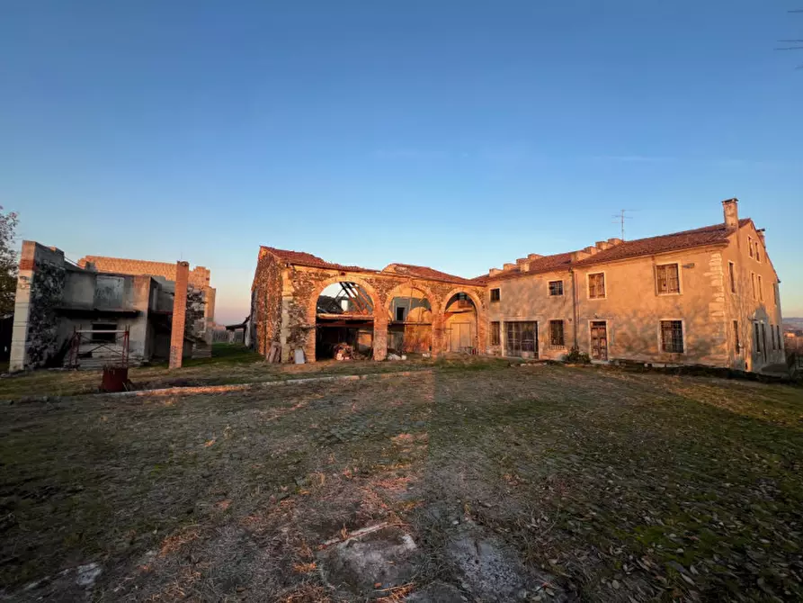 Immagine 4 di Rustico / casale in vendita  in Via Molino, 5 a Lonigo