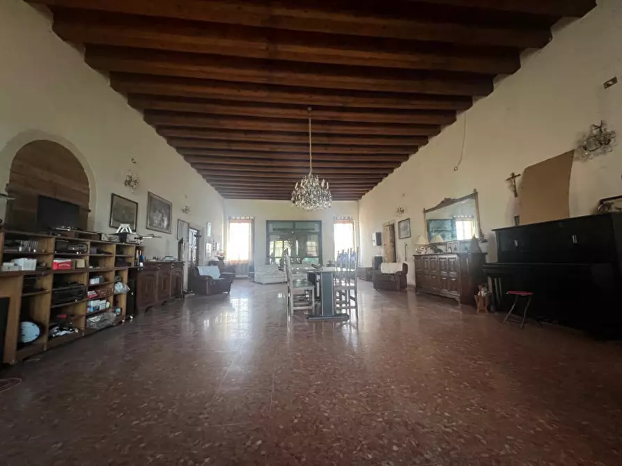 Immagine 6 di Rustico / casale in vendita  in Via Molino, 5 a Lonigo