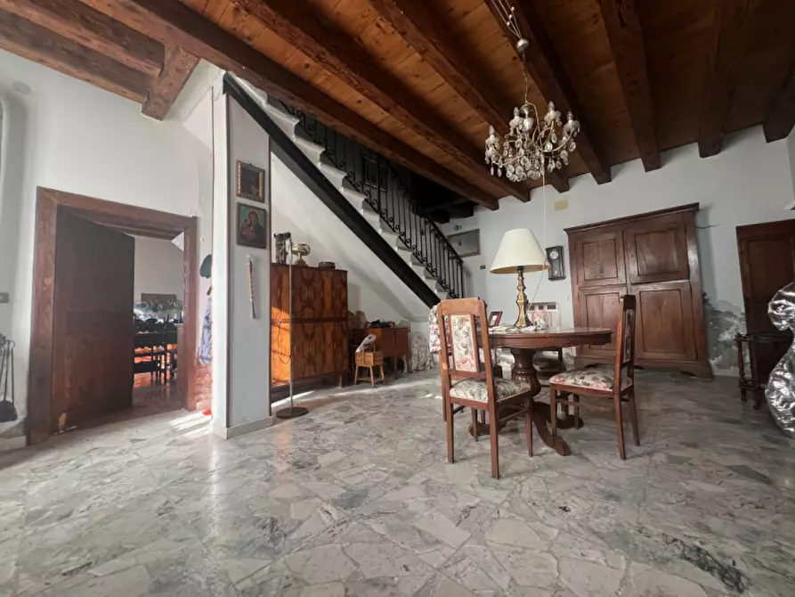 Immagine 11 di Rustico / casale in vendita  in Via Molino, 5 a Lonigo