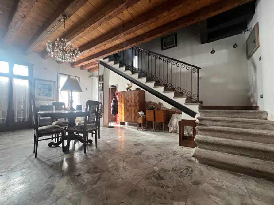 Immagine 13 di Rustico / casale in vendita  in Via Molino, 5 a Lonigo