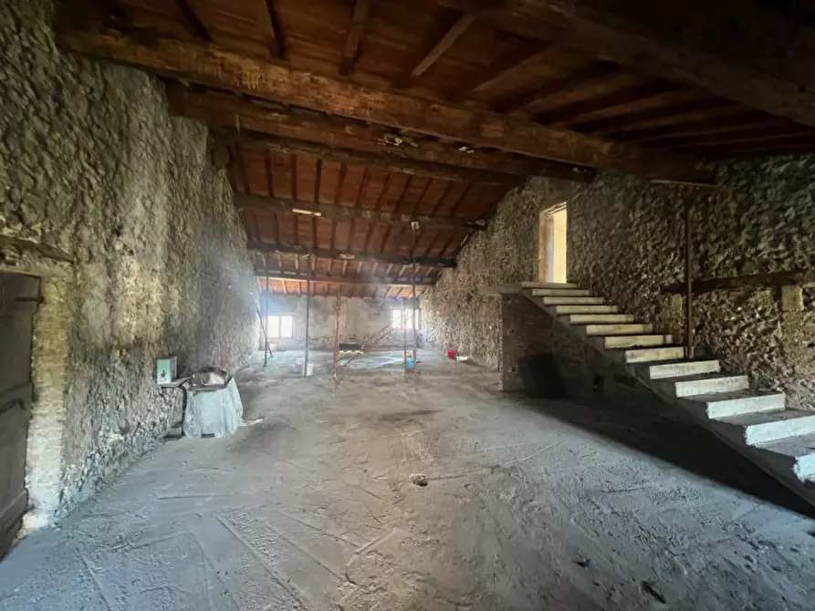 Immagine 21 di Rustico / casale in vendita  in Via Molino, 5 a Lonigo