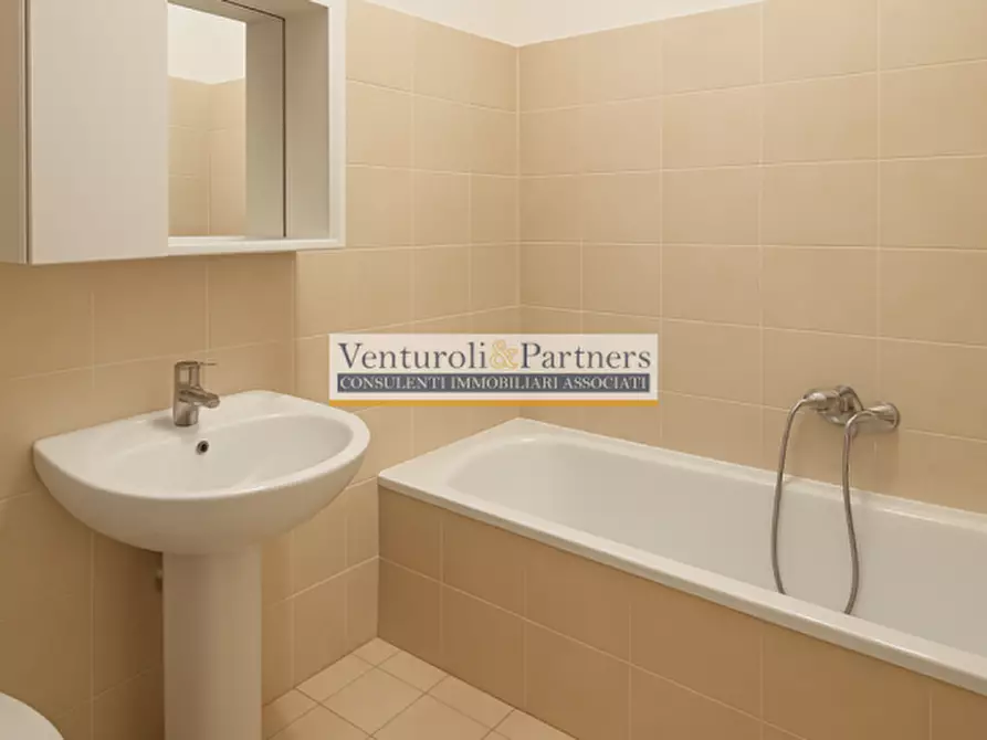 Immagine 5 di Appartamento in vendita  in Via Tiziano a Brescia