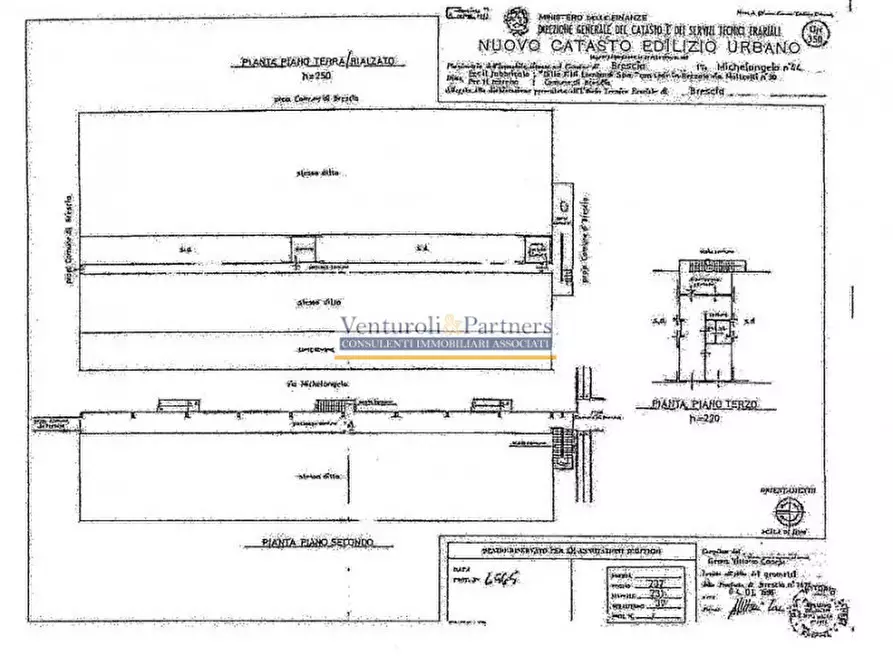 Immagine 11 di Appartamento in vendita  in Via Tiziano a Brescia