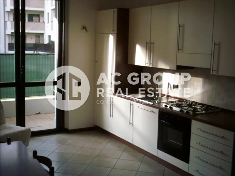 Immagine 5 di Appartamento in affitto  in Via Trento a Saronno