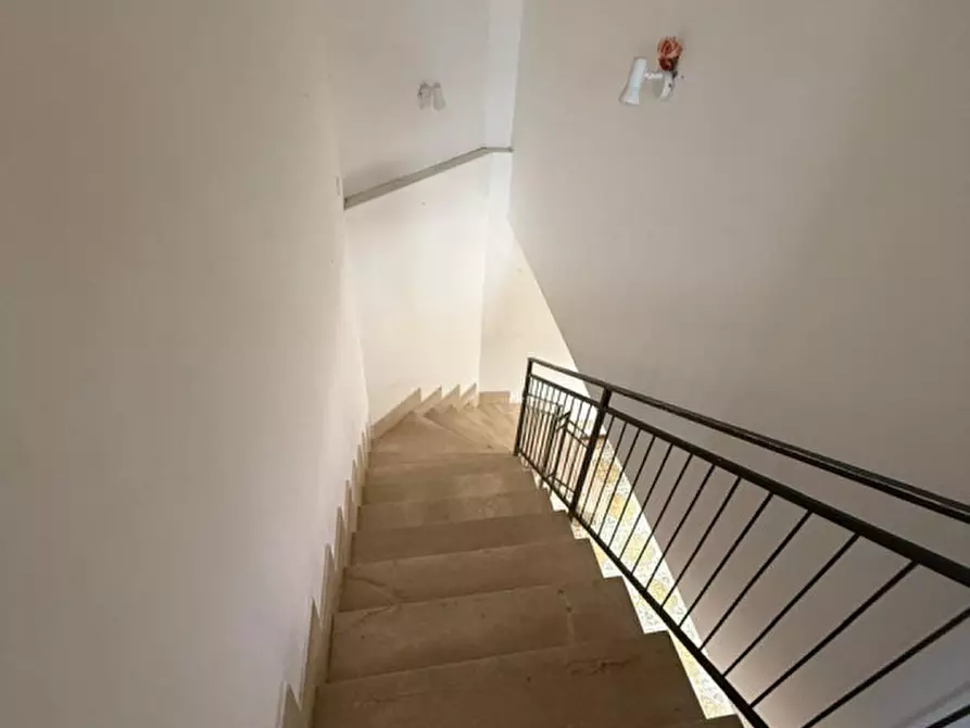 Immagine 19 di Villa in vendita  in via tritone a Carini