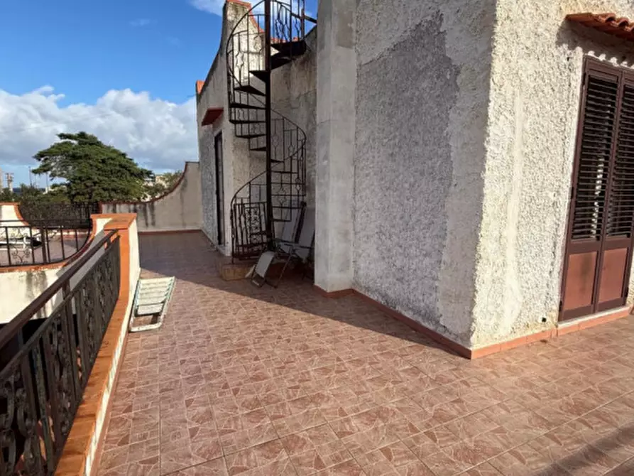 Immagine 26 di Villa in vendita  in via tritone a Carini