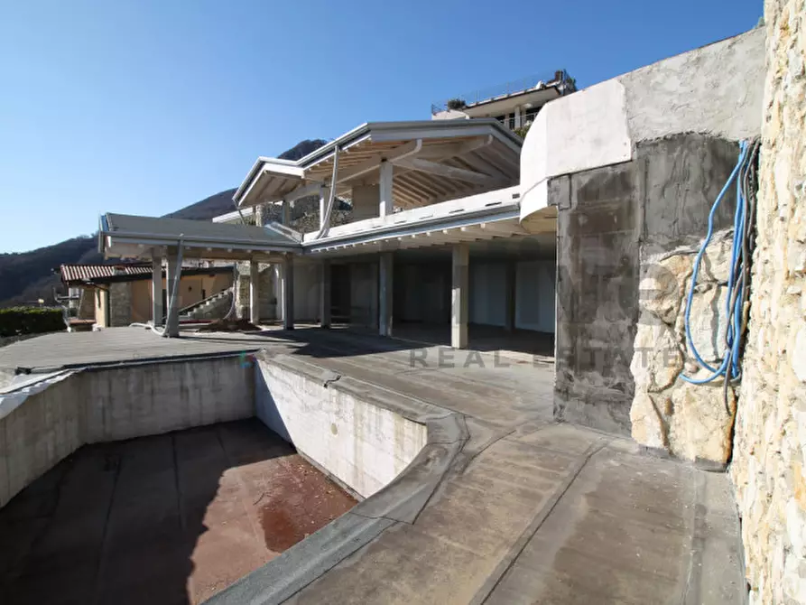 Immagine 8 di Villa in vendita  in Via Sant'Anna a Salò