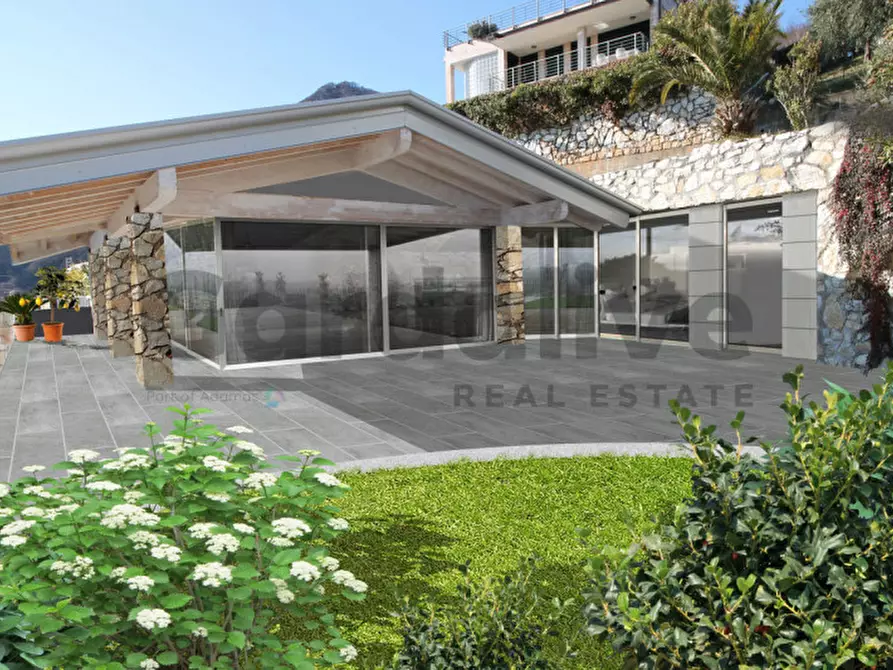 Immagine 38 di Villa in vendita  in Via Sant'Anna a Salò