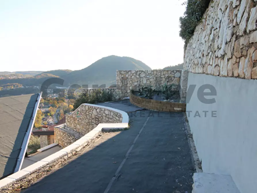 Immagine 43 di Villa in vendita  in Via Sant'Anna a Salò