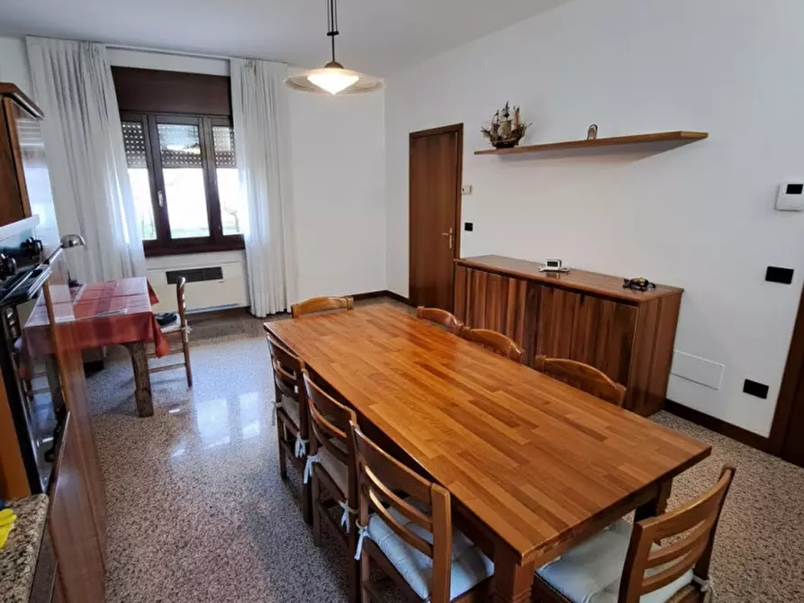 Immagine 10 di Casa bifamiliare in vendita  in v. Piave a Quinto Vicentino