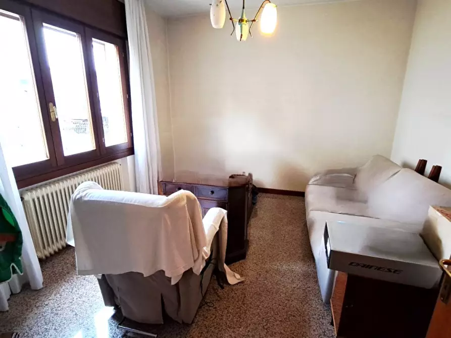 Immagine 11 di Casa bifamiliare in vendita  in v. Piave a Quinto Vicentino