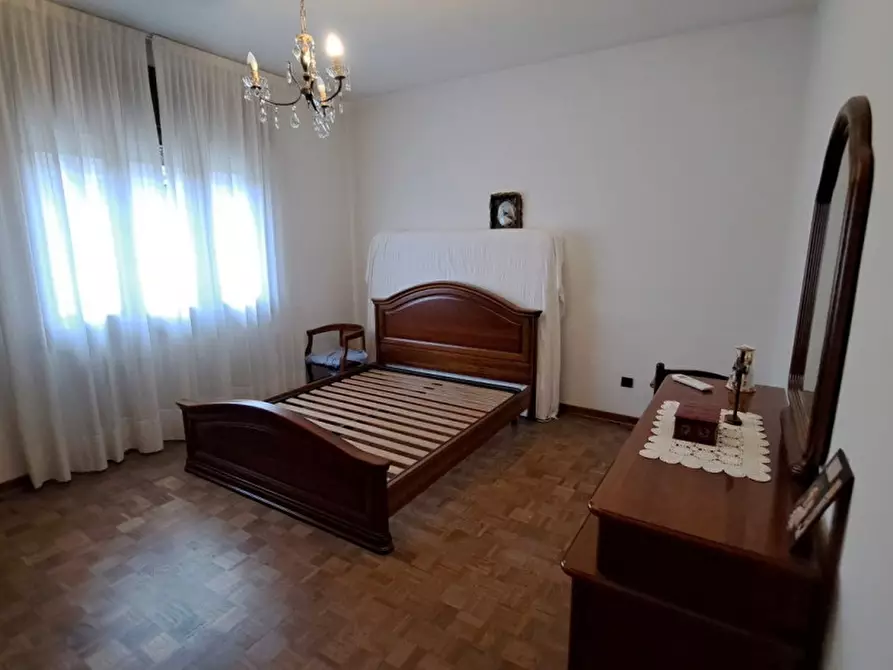 Immagine 13 di Casa bifamiliare in vendita  in v. Piave a Quinto Vicentino