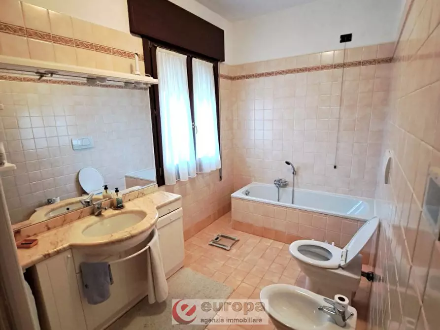 Immagine 15 di Casa bifamiliare in vendita  in v. Piave a Quinto Vicentino