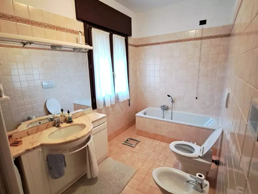 Immagine 15 di Casa bifamiliare in vendita  in v. Piave a Quinto Vicentino