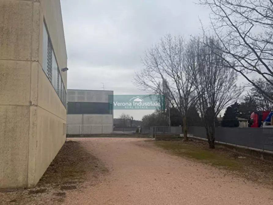 Immagine 2 di Capannone industriale in affitto  in caprino veronese verona a Caprino Veronese