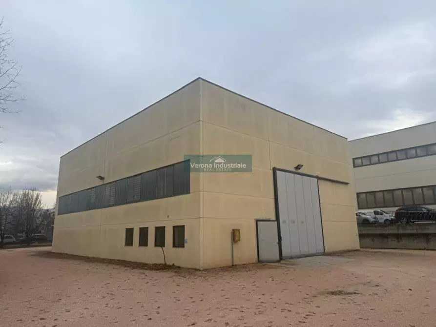 Immagine 4 di Capannone industriale in affitto  in caprino veronese verona a Caprino Veronese