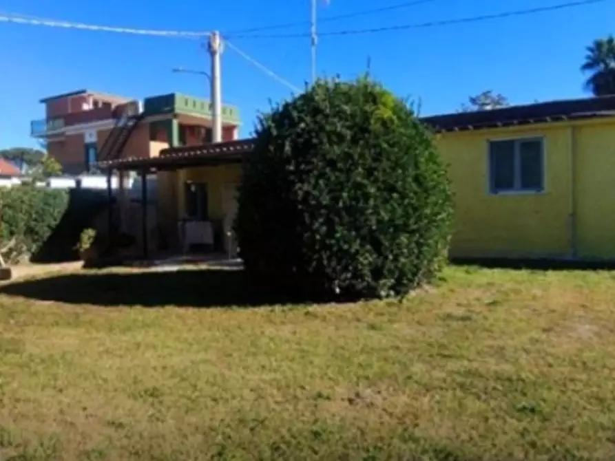 Immagine 1 di Casa indipendente in vendita  in VIA BELVEDERE a Anzio
