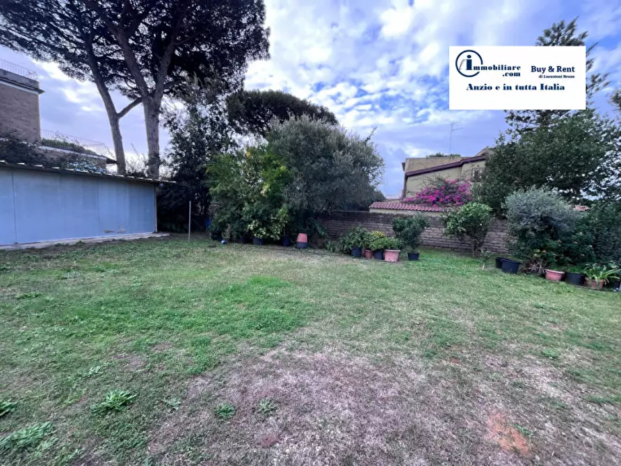 Immagine 2 di Casa indipendente in vendita  in VIA BELVEDERE a Anzio