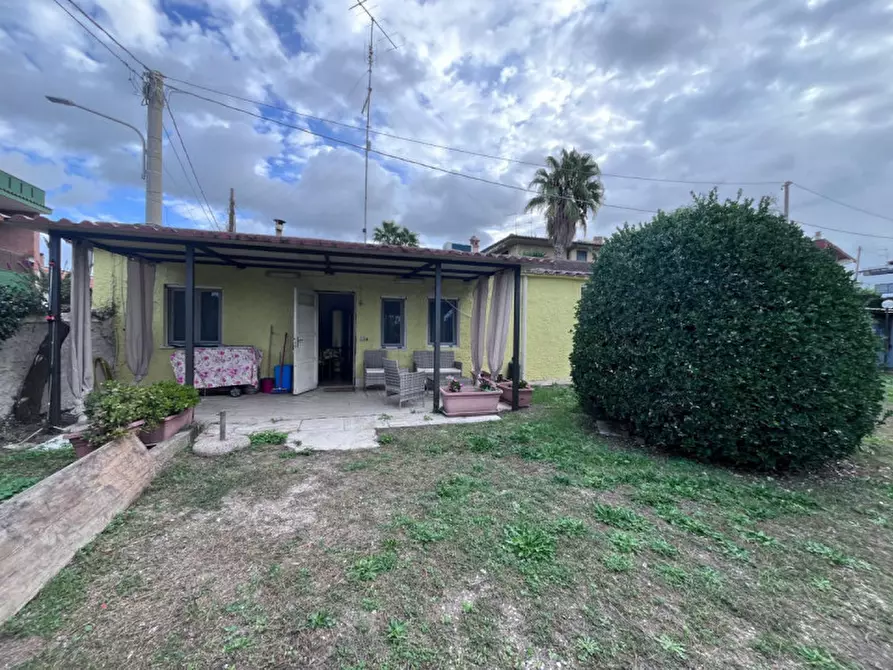 Immagine 5 di Casa indipendente in vendita  in VIA BELVEDERE a Anzio