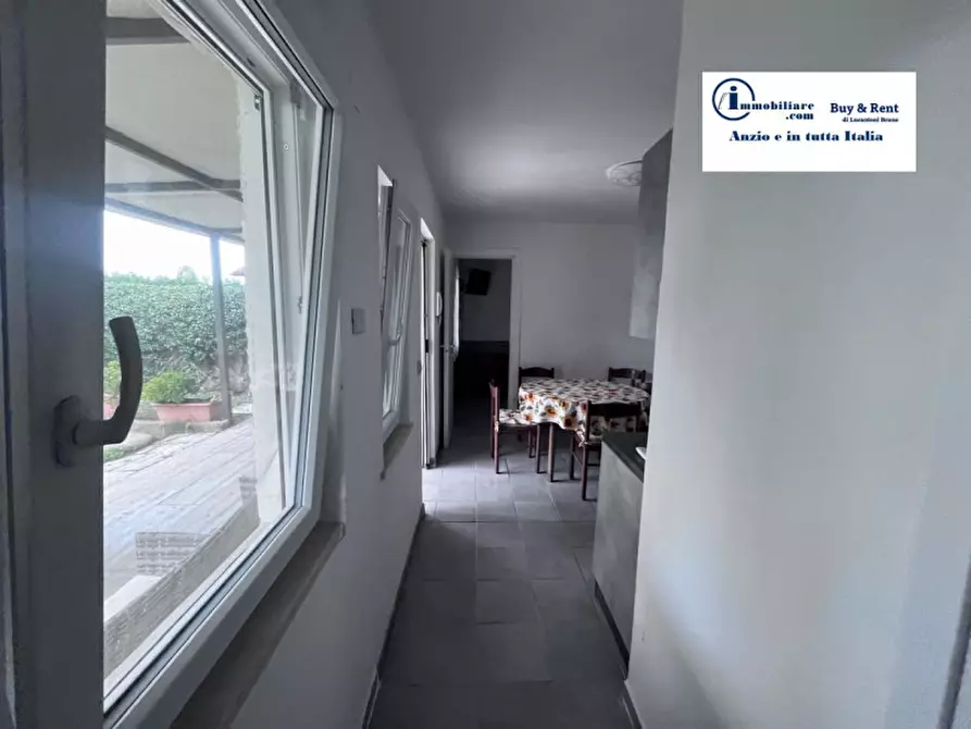 Immagine 12 di Casa indipendente in vendita  in VIA BELVEDERE a Anzio