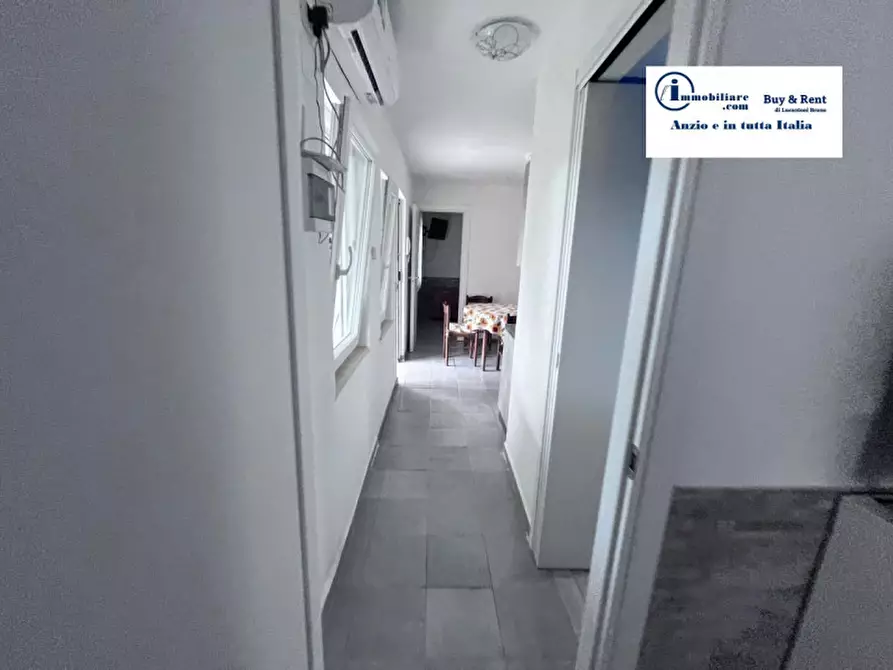 Immagine 13 di Casa indipendente in vendita  in VIA BELVEDERE a Anzio