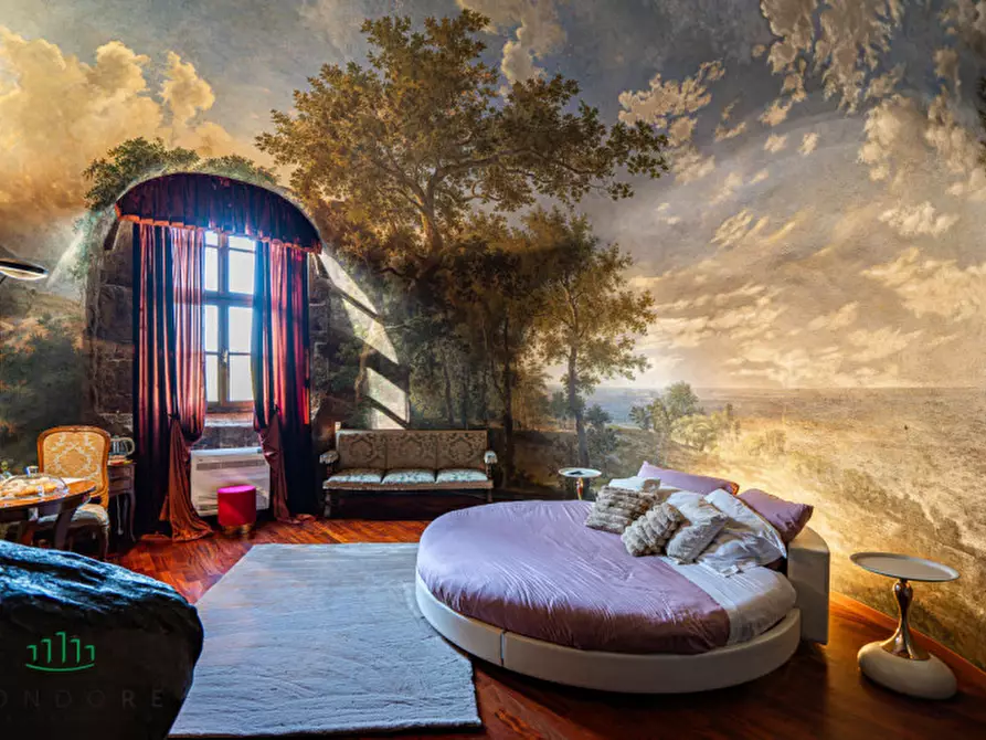 Immagine 1 di Villa in vendita  in Via San Donato a Bologna