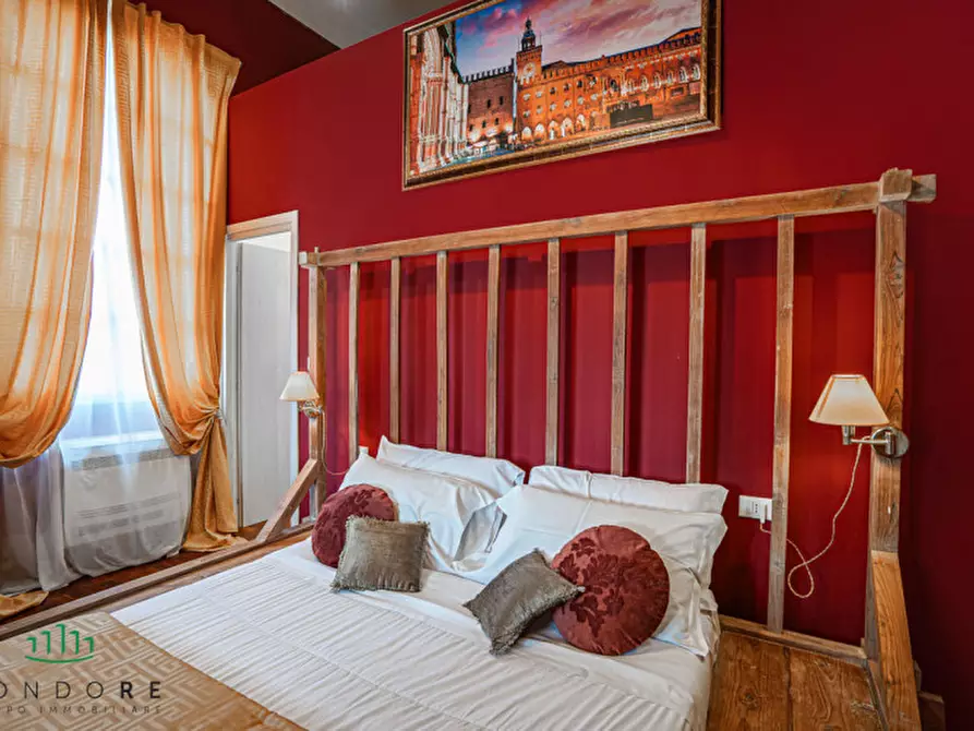 Immagine 9 di Villa in vendita  in Via San Donato a Bologna