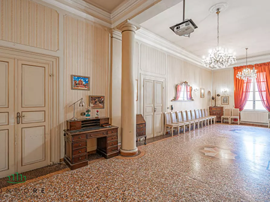 Immagine 20 di Villa in vendita  in Via San Donato a Bologna