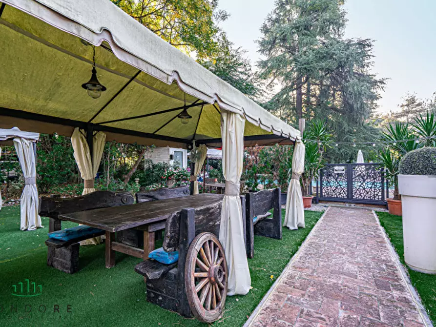 Immagine 31 di Villa in vendita  in Via San Donato a Bologna