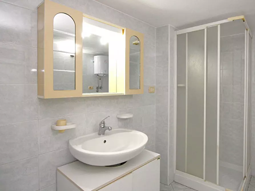 Immagine 17 di Casa indipendente in vendita  in Via Marsini a Salve